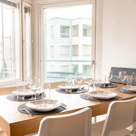 Bright & Comfy 79m2 2br With Sauna And Balcony *