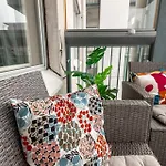 Cozy Spacious 79m2 2br With Sauna Apartman Helsinki