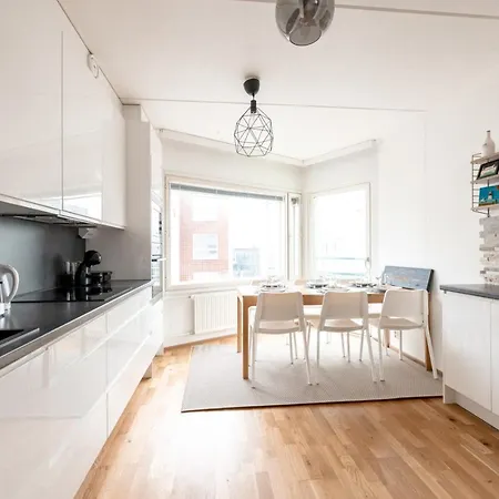 2ndhomes Cozy Spacious 79m2 2br With Sauna * Helsinki