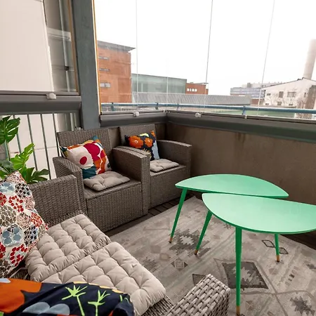 2ndhomes Cozy Spacious 79m2 2br With Sauna Apartment