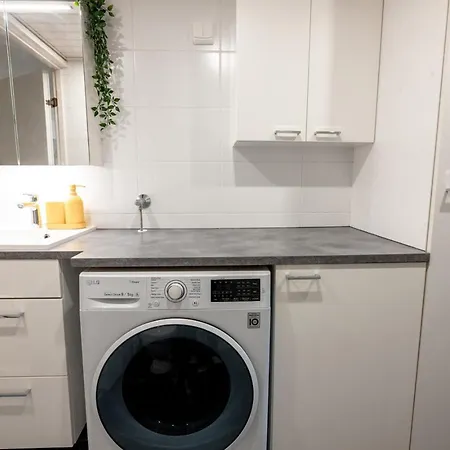 Cozy Spacious 79m2 2br With Sauna *