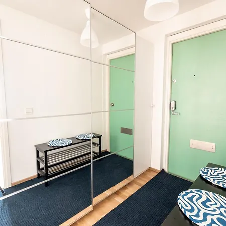 Cozy Spacious 79m2 2br With Sauna *