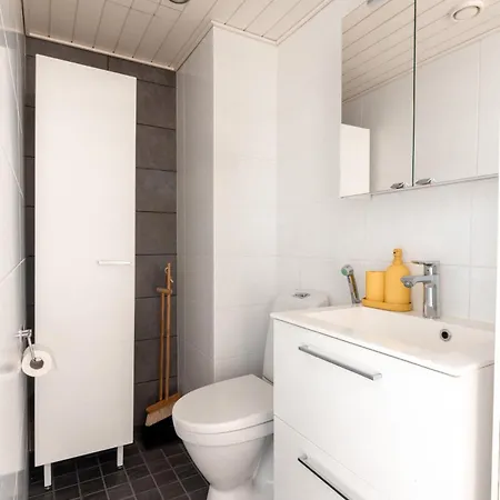 Cozy Spacious 79m2 2br With Sauna Διαμέρισμα *
