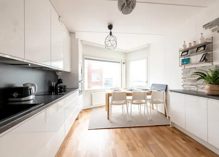 2ndhomes Cozy Spacious 79m2 2br With Sauna * Helsinki