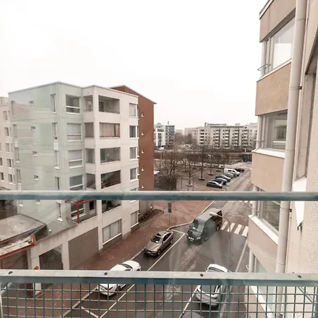 Bright & Comfy 79m2 2br With Sauna And Balcony Huoneisto *